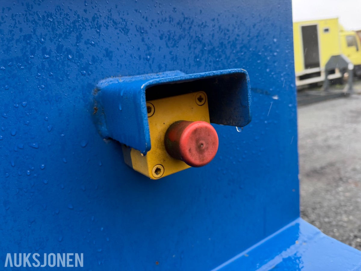 2000 mod. GMM KPM 16 presscontainer. Krokramme. Komplett