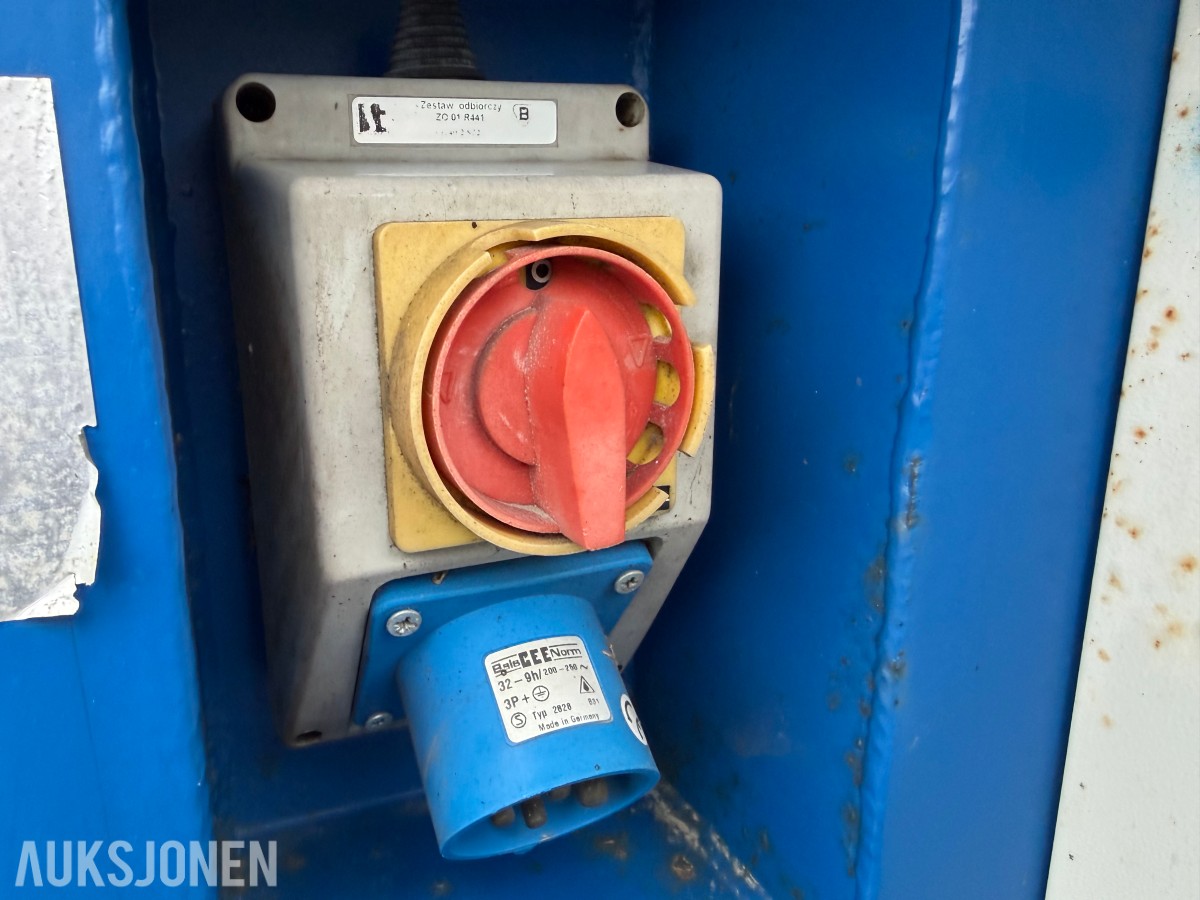 2000 mod. GMM KPM 16 presscontainer. Krokramme. Komplett