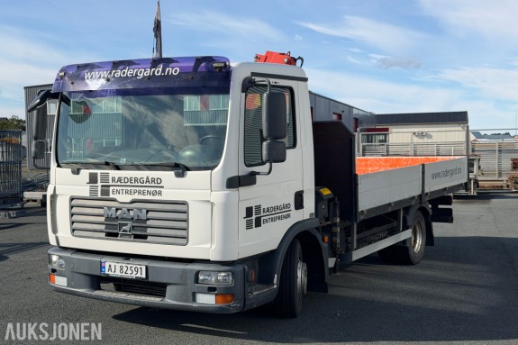 2009 MAN TGL 7.180 KRANBIL - 3,3 TONNMETER PALFINGERKRAN - 4 METER PLAN - 135161 KM