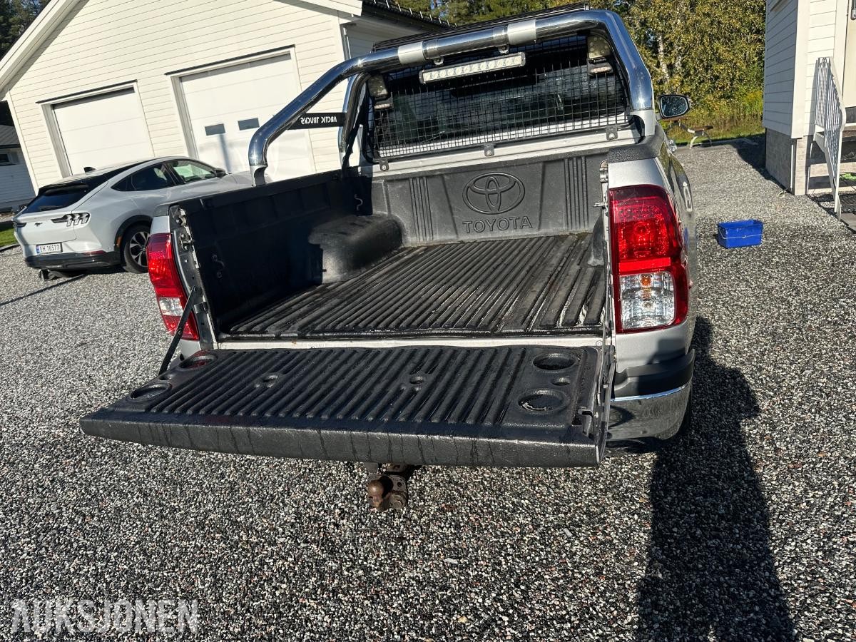 2017 Toyota HiLux 2,4 150hk 4WD Automat, Ryggekamera, Hengerfeste