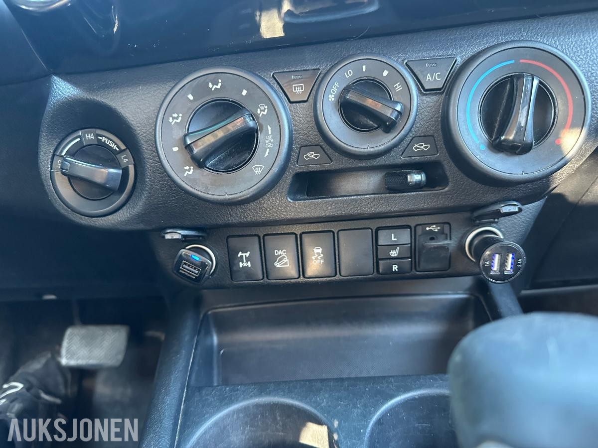 2017 Toyota HiLux 2,4 150hk 4WD Automat, Ryggekamera, Hengerfeste