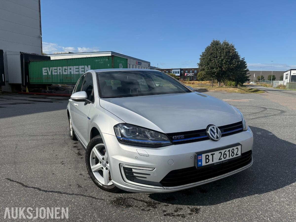 2015 Volkswagen GOLF GTE 1.4 150hk AUTOMAT ADAPTIV CRUISEKONTROLL NAVI