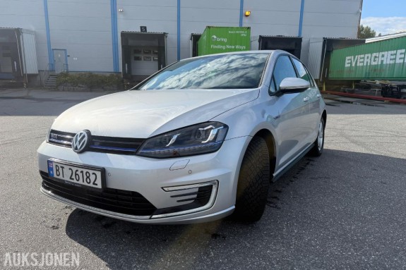 2015 Volkswagen GOLF GTE 1.4 150hk AUTOMAT ADAPTIV CRUISEKONTROLL NAVI 