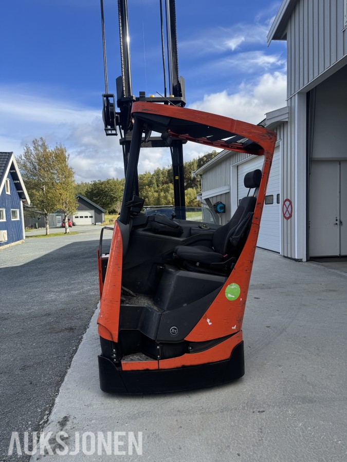 2015 BT TXH6750 SKYVEMASTTRUCK