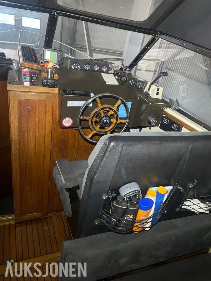1986 Skarpnes 30 Aktercabin