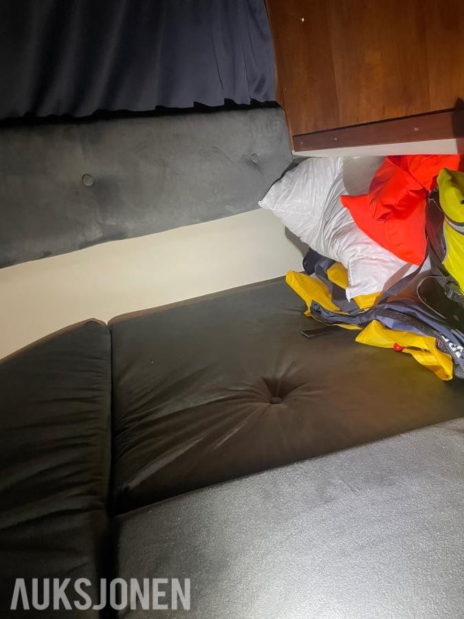 1986 Skarpnes 30 Aktercabin