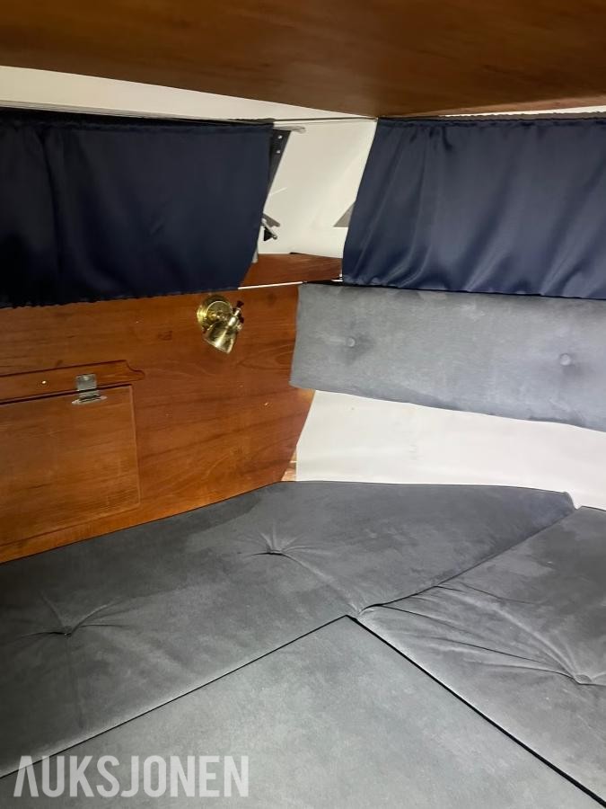 1986 Skarpnes 30 Aktercabin