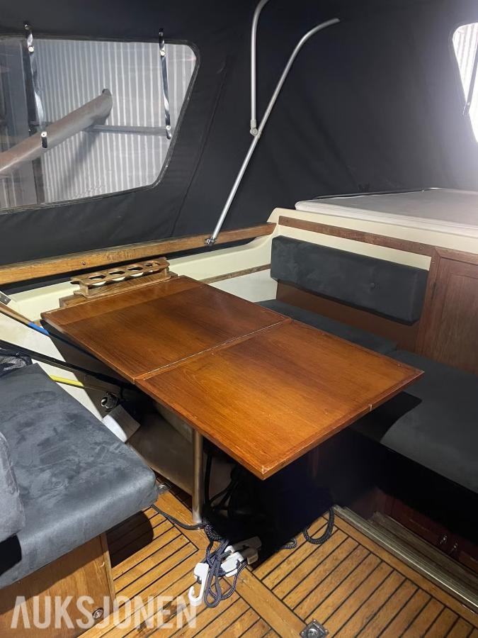 1986 Skarpnes 30 Aktercabin