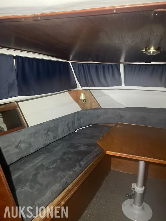 1986 Skarpnes 30 Aktercabin