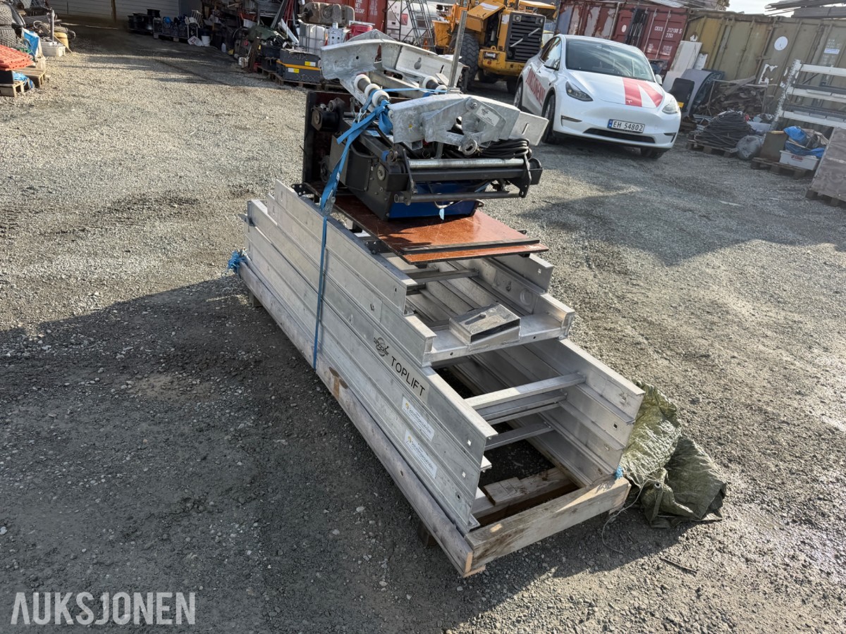 Toplift takheis / stigeheis med skinner og løfteenhet