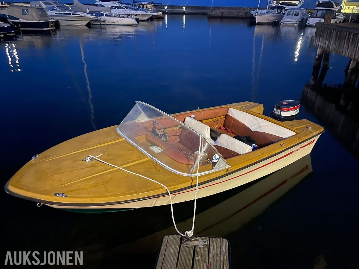 1970 Hero 14 fot båt med registrert henger