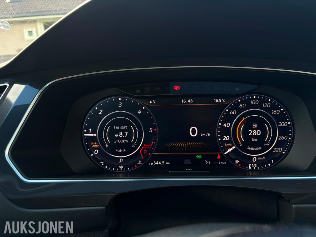 2017 Volkswagen Tiguan R-LINE 2,0 TDI 150HK 4MOTION DSG HENGERFESTE VARMER
