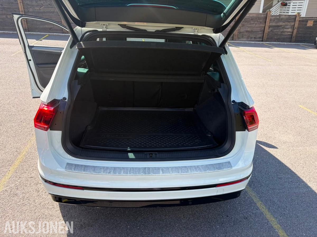 2017 Volkswagen Tiguan R-LINE 2,0 TDI 150HK 4MOTION DSG HENGERFESTE VARMER
