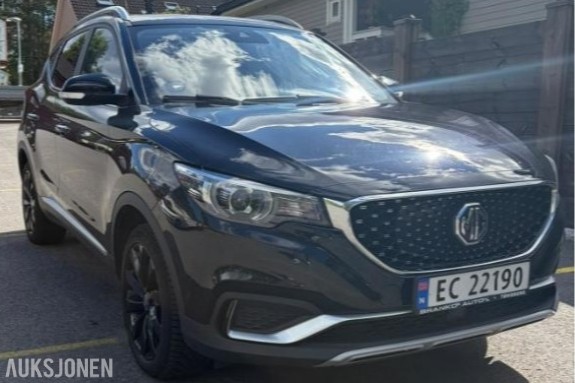 2020 MG ZS EV LUXURY NORSK EN EIER PANORAMA ADAPTIV CRUISE SKINN