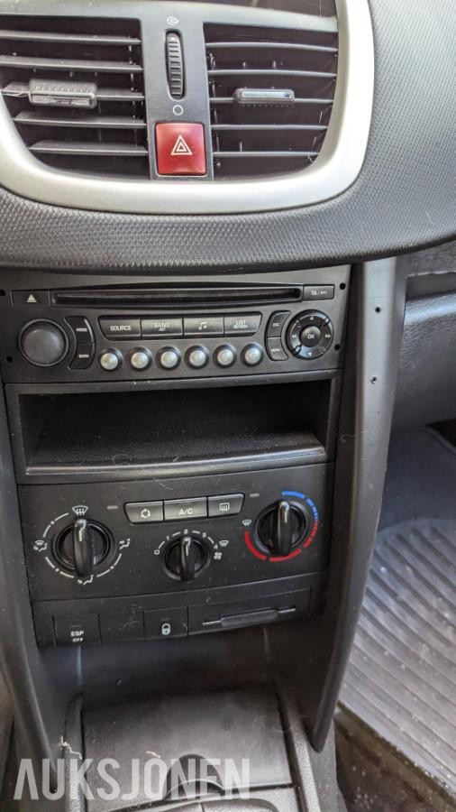 2006 Peugeot 207 1.6 Diesel, Hengerfeste