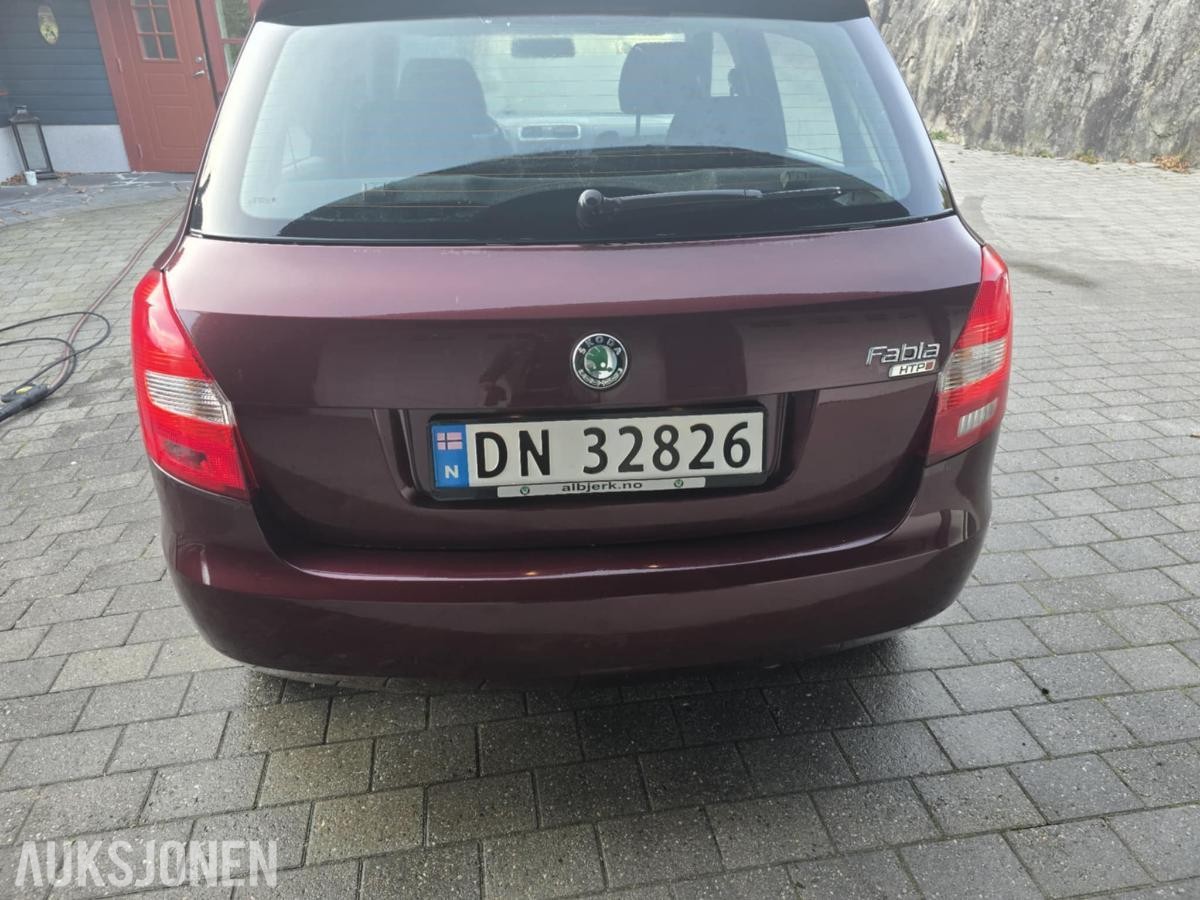 2010 Skoda Fabia 1.2, 140000km, S+V dekk