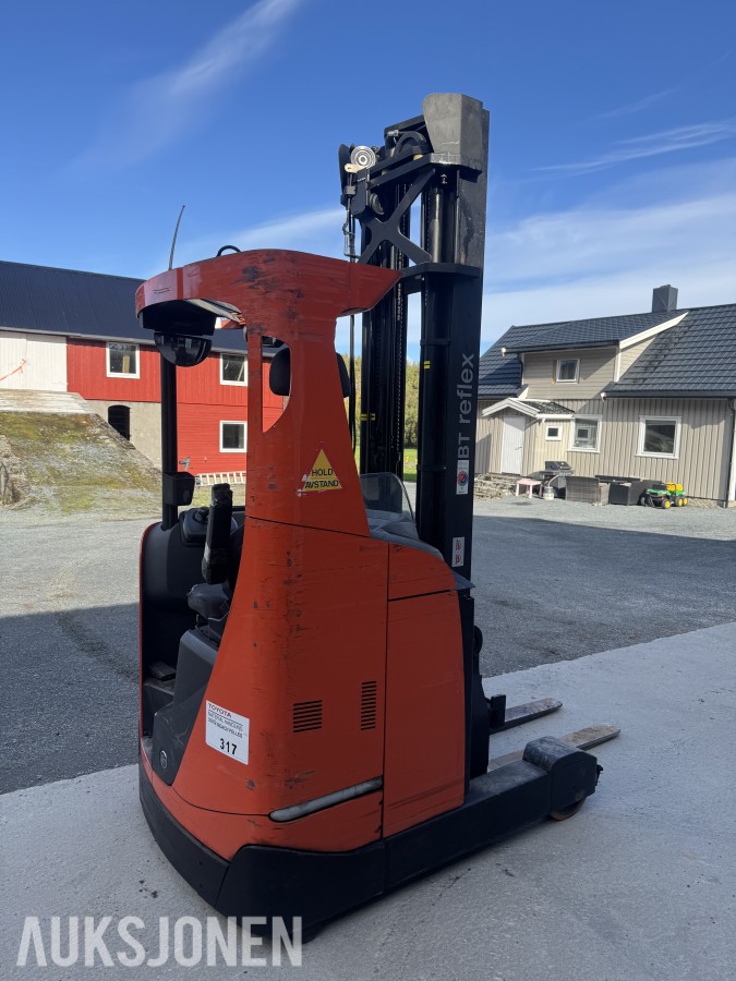 2015 BT BT TXH6750 SKYVEMASTTRUCK