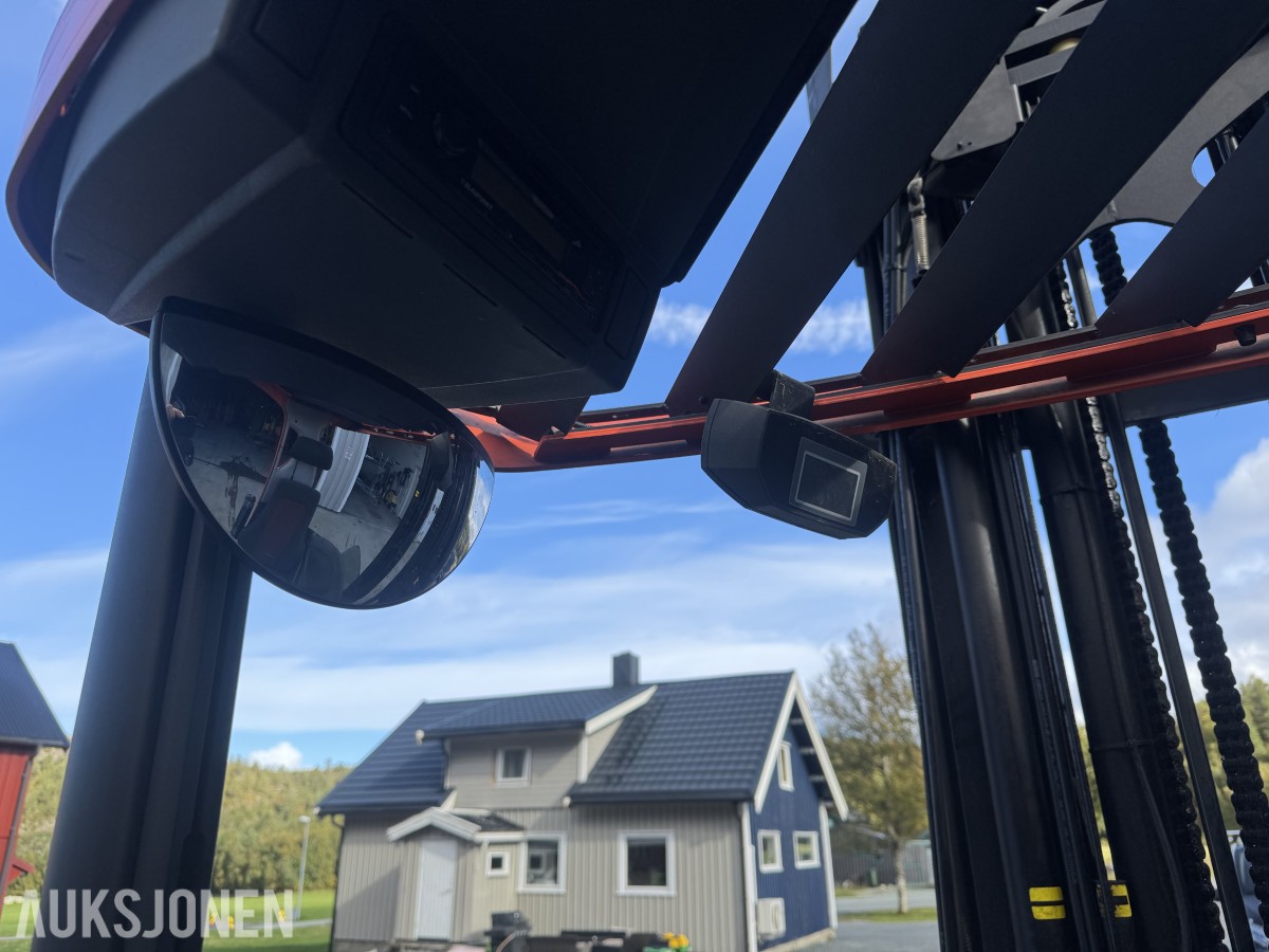 2015 BT BT TXH6750 SKYVEMASTTRUCK