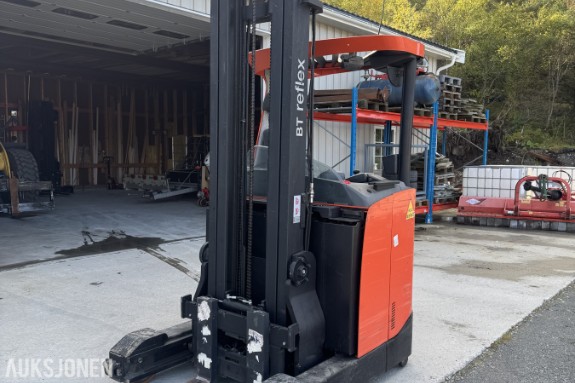 2015 BT BT TXH6750 SKYVEMASTTRUCK