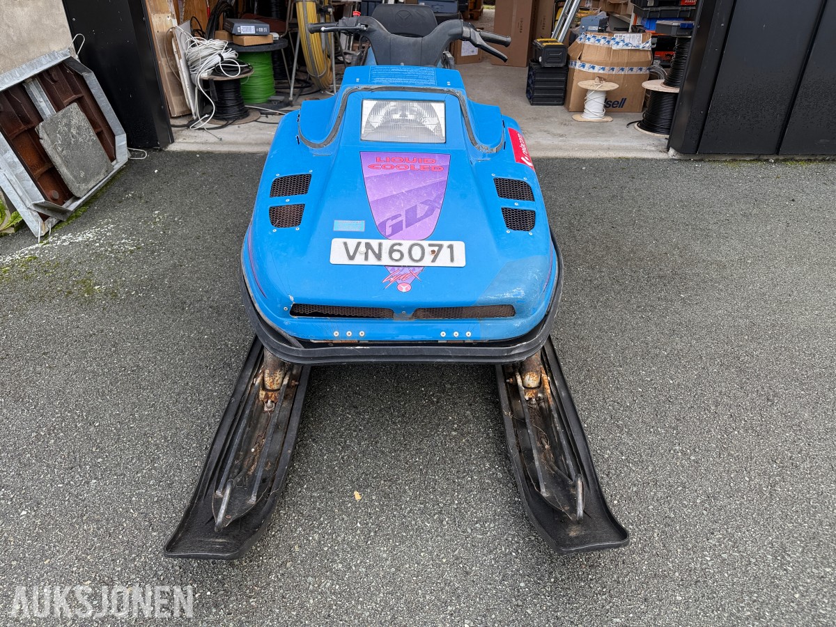 1995 Lynx 5900 LTS SNØSCOOTER