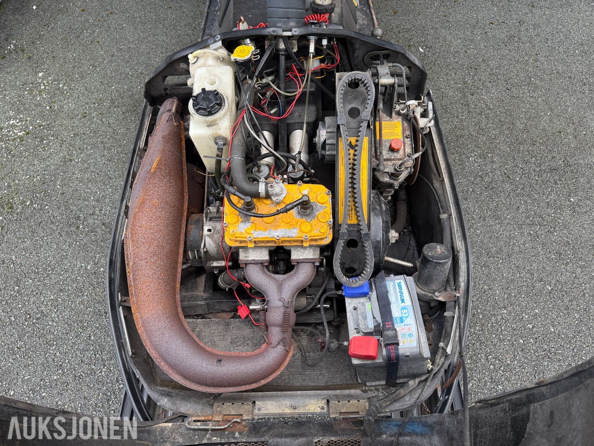 1995 Lynx 5900 LTS SNØSCOOTER