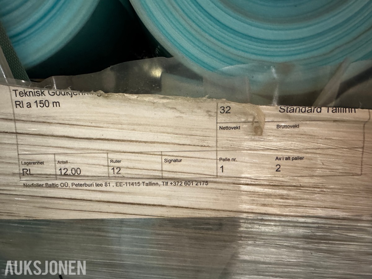 1 pall med plast 12 ruller dampsperre