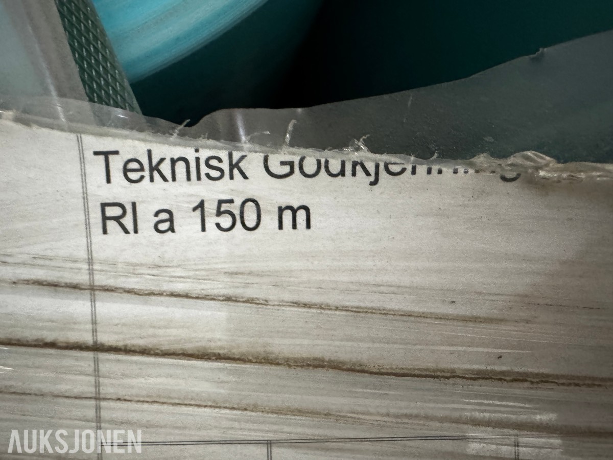 1 pall med plast 12 ruller dampsperre