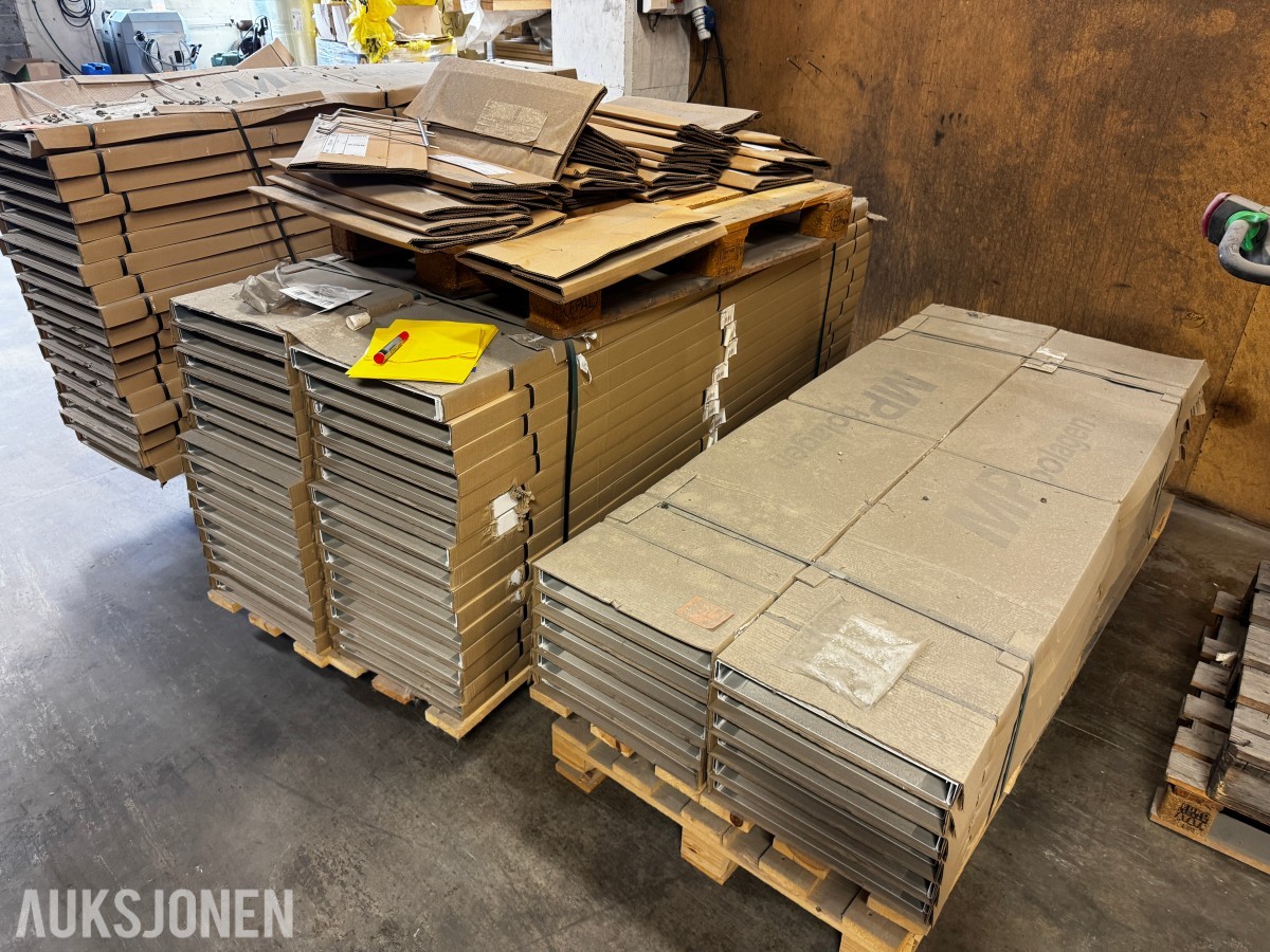 3 paller Kabelkanal 40x400x2000 mm 360 V