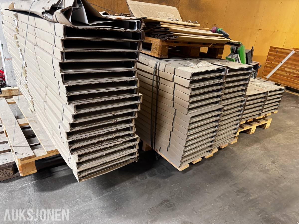 3 paller Kabelkanal 40x400x2000 mm 360 V