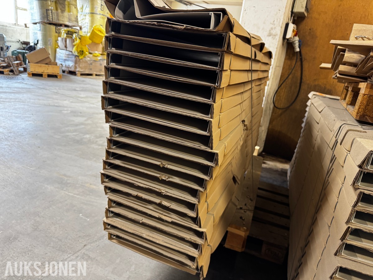 3 paller Kabelkanal 40x400x2000 mm 360 V