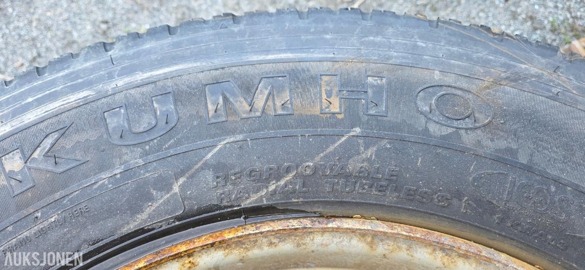 2 stk. Kumho KWA03 385/55 R22.5 piggdekk