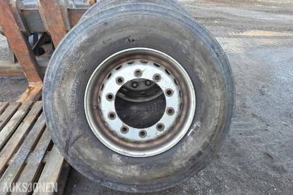 2 stk. Nokian Tyres Hakkapeliitta Truck E 385/65 R22.5 160K, vinter, på felg