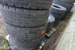8 stk. Bridgestone RW-Drive 295/80R22.5 152/148M, M+S, på stålfelg