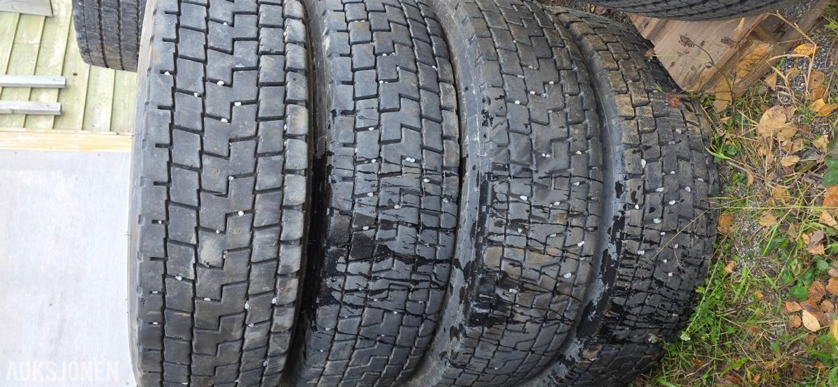 4 stk. Bridgestone RW-Drive 315/80R22.5, M+S, uten felg