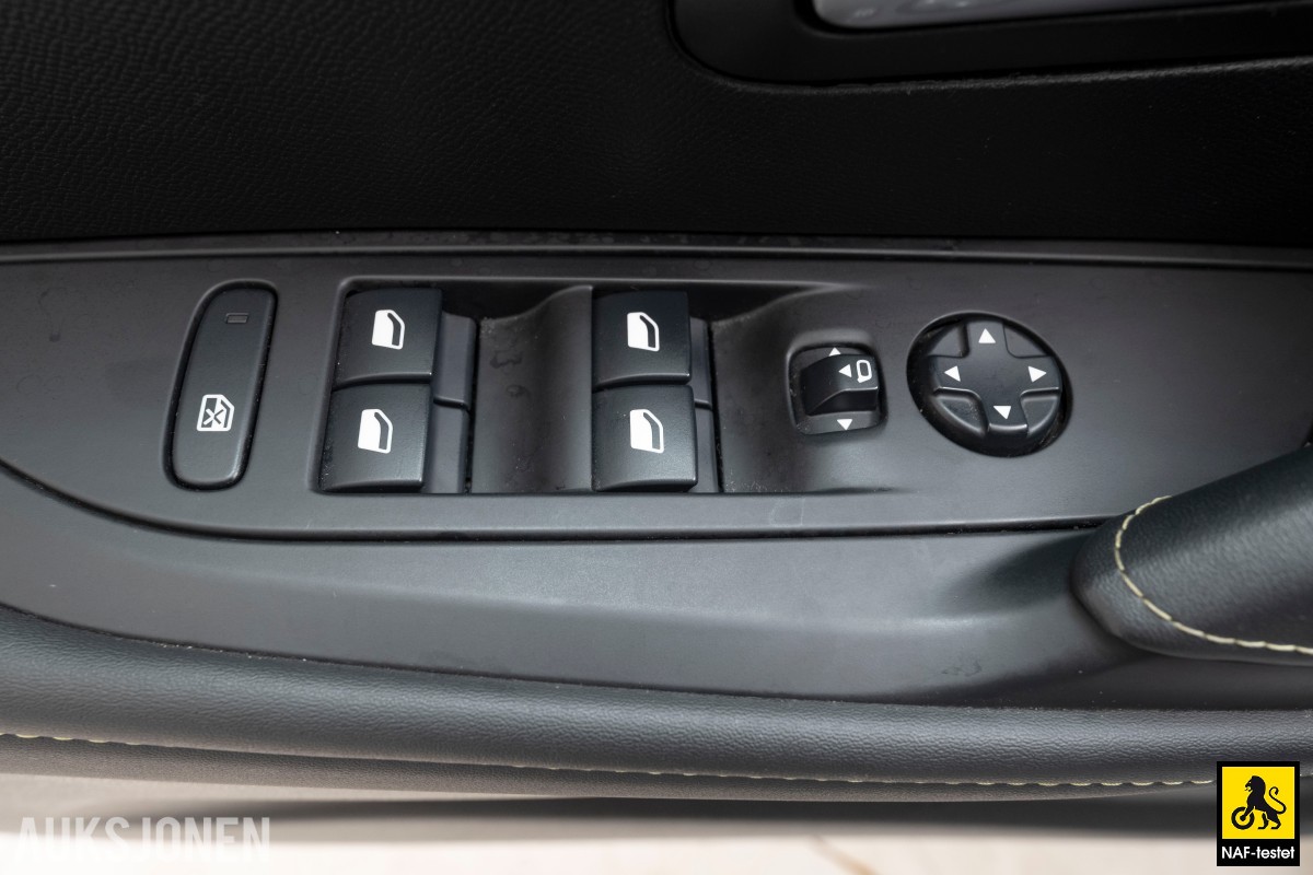 2020 Peugeot 208 136HK GT-LINE PANO KAMERA NAVI LED CRUISE