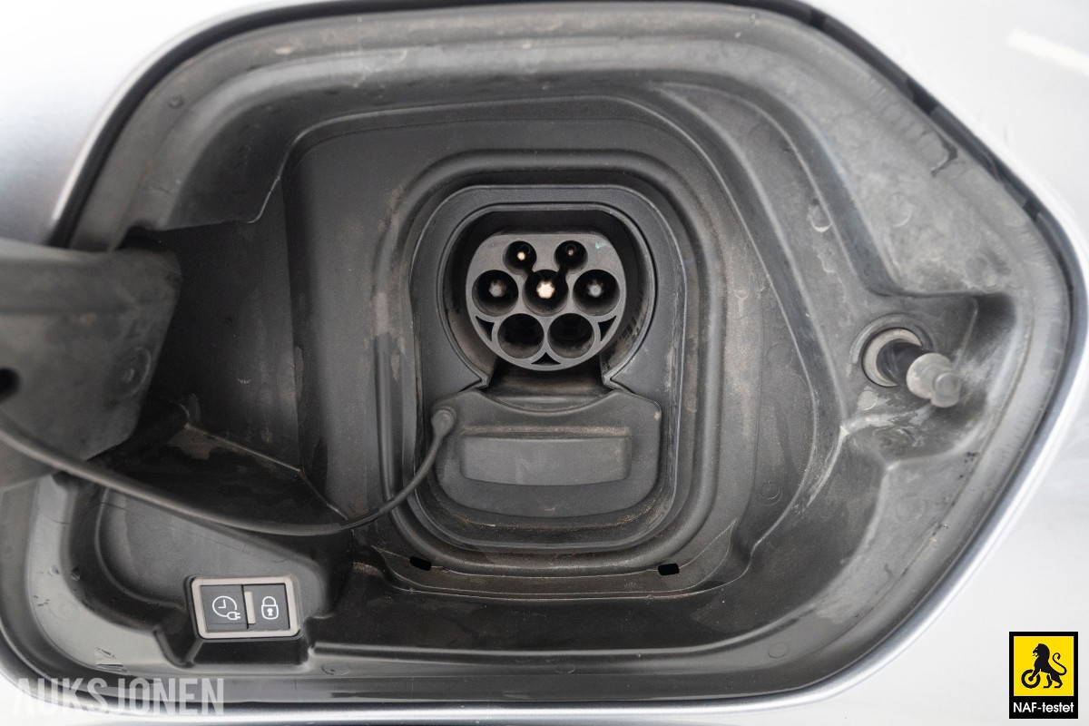 2020 Peugeot 208 136HK GT-LINE PANO KAMERA NAVI LED CRUISE