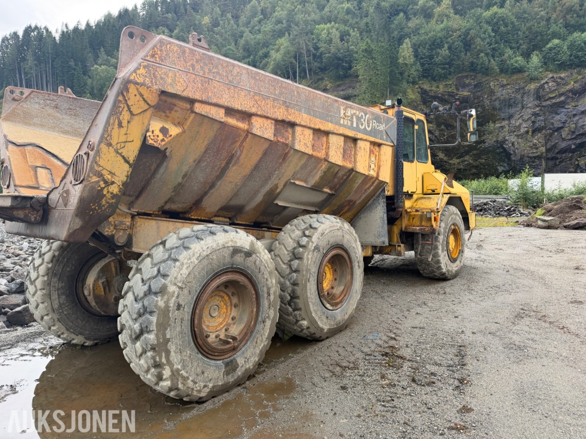 2000 Moxy MT30 Road 6X6 dumper