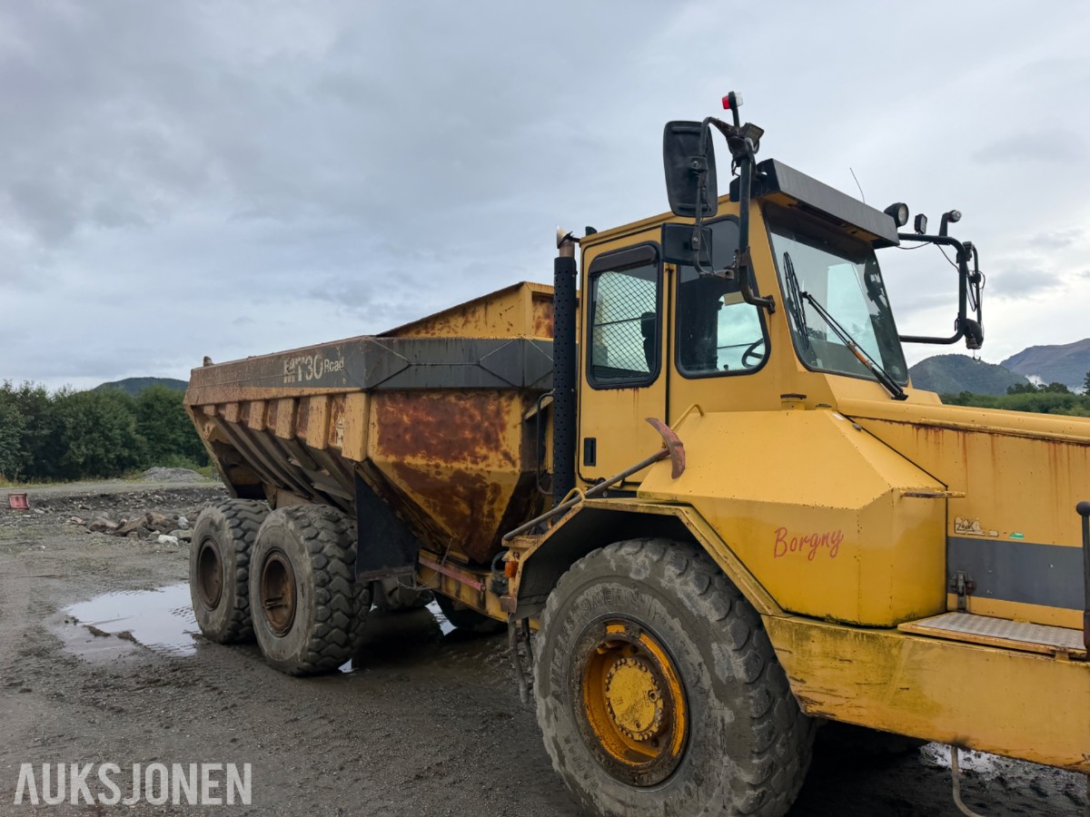 2000 Moxy MT30 Road 6X6 dumper