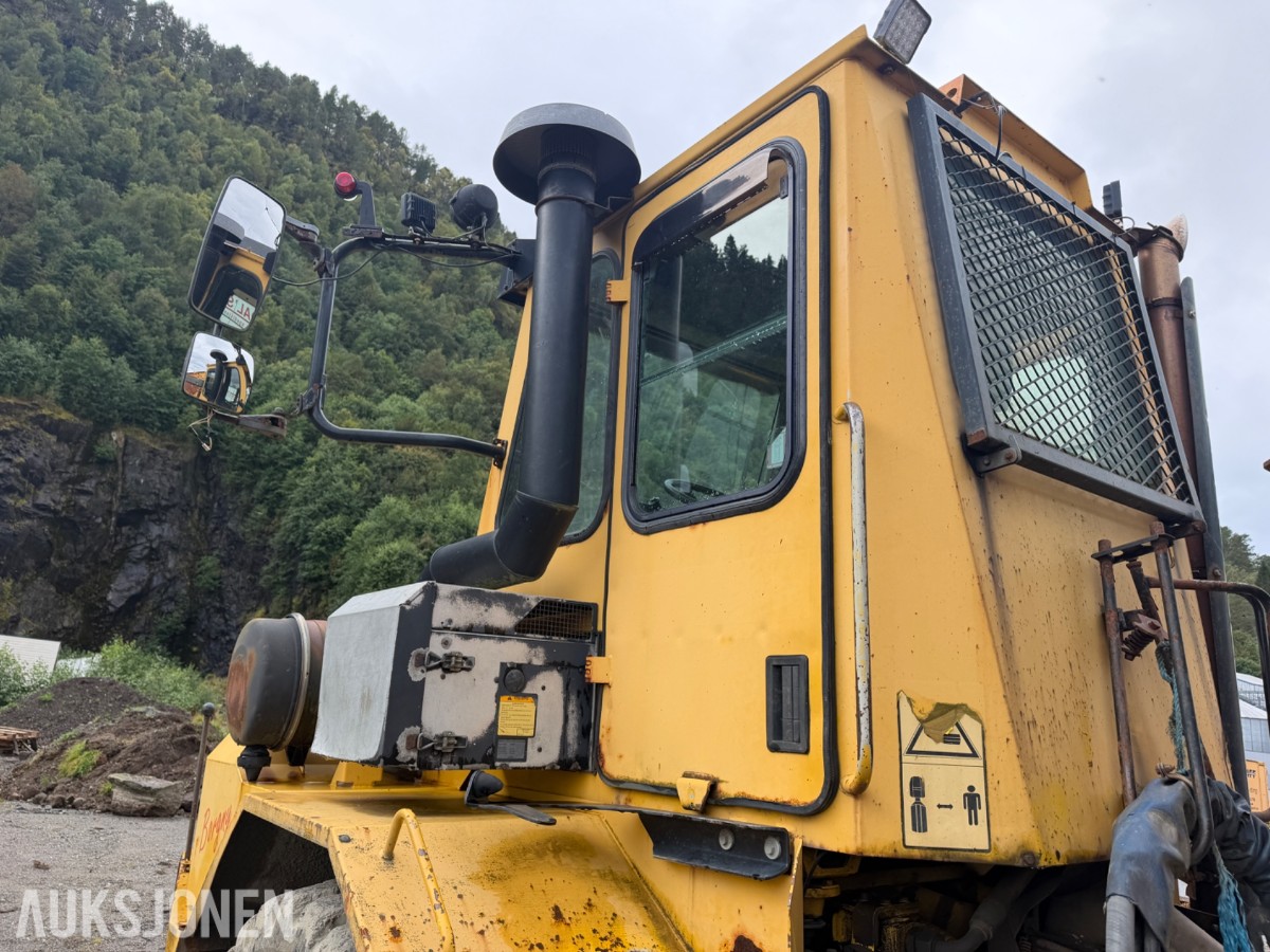 2000 Moxy MT30 Road 6X6 dumper