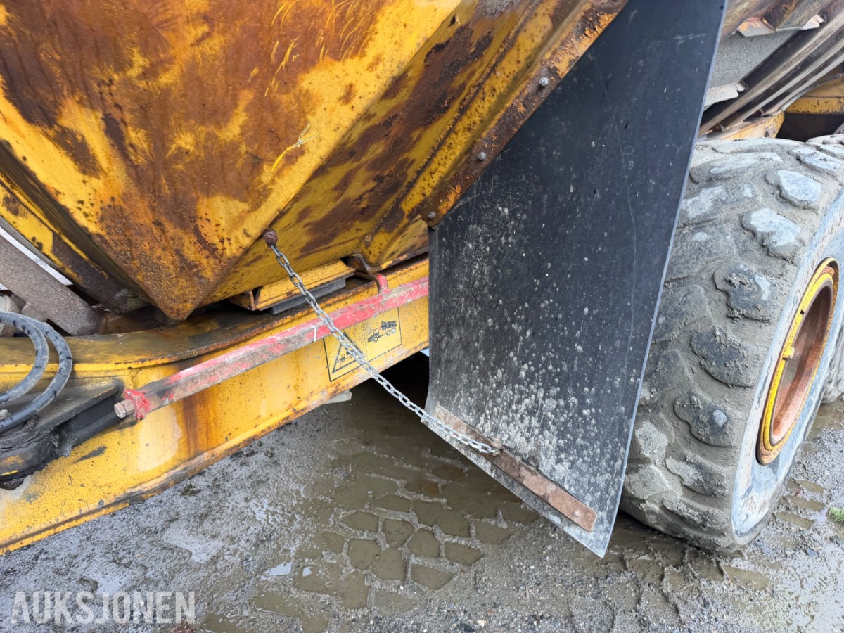 2000 Moxy MT30 Road 6X6 dumper