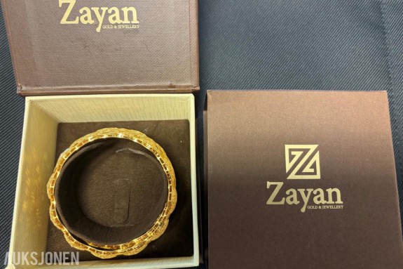 2024 Gullarmbånd/bangles fra Gold House Jewellery