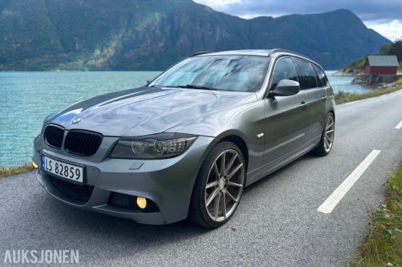 2010 BMW  320D Xdrive rep objekt hengerfeste 