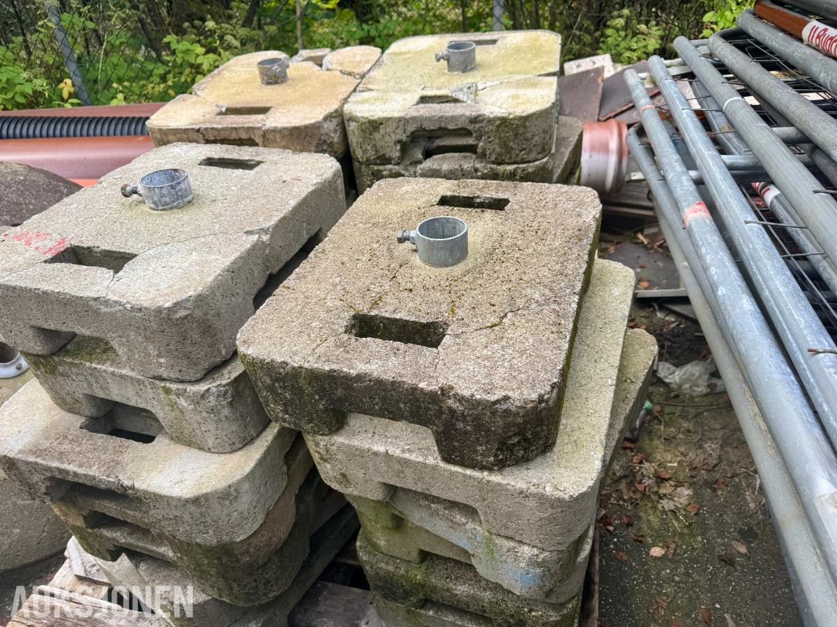 Parti 21 stk betongfundamenter - ballastblokker for byggegjerder
