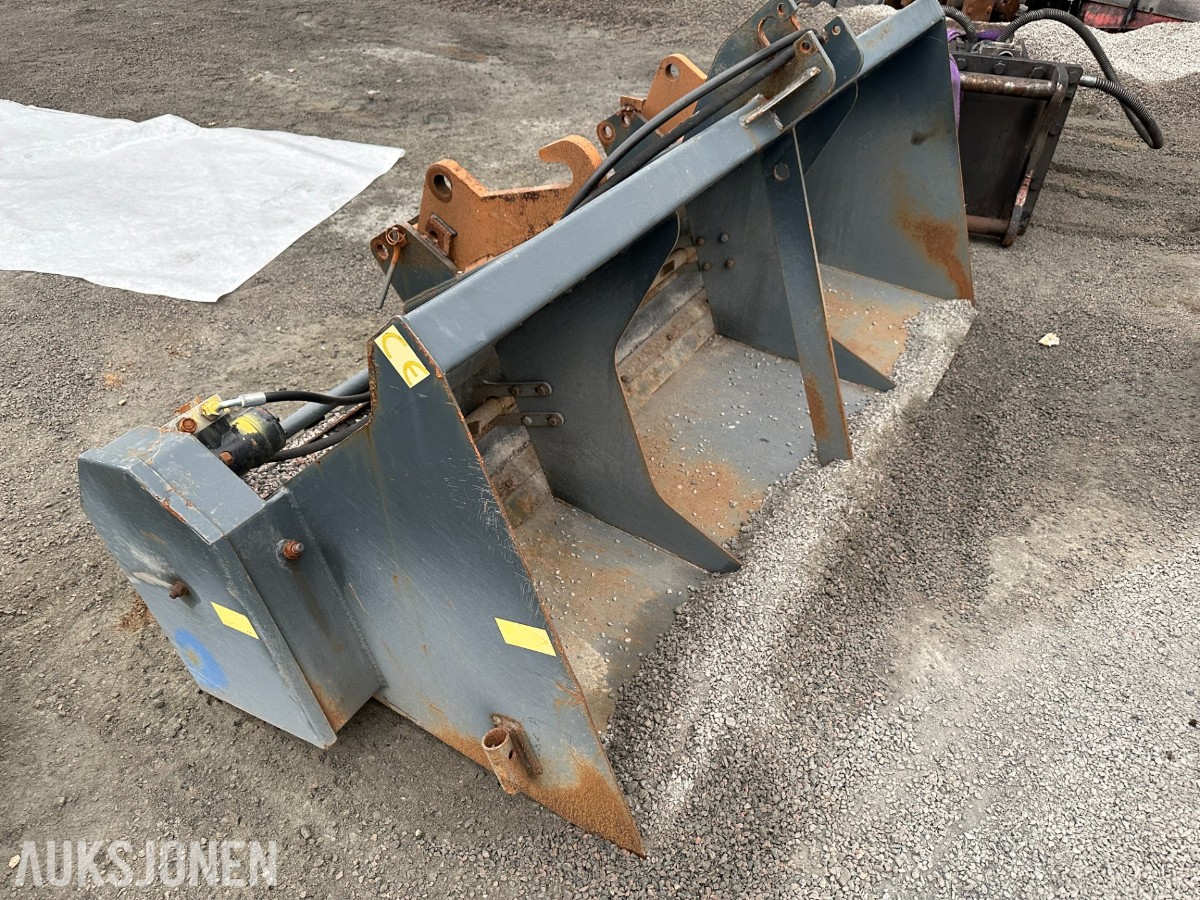 Strøkasse 210 cm med hydraulisk drift
