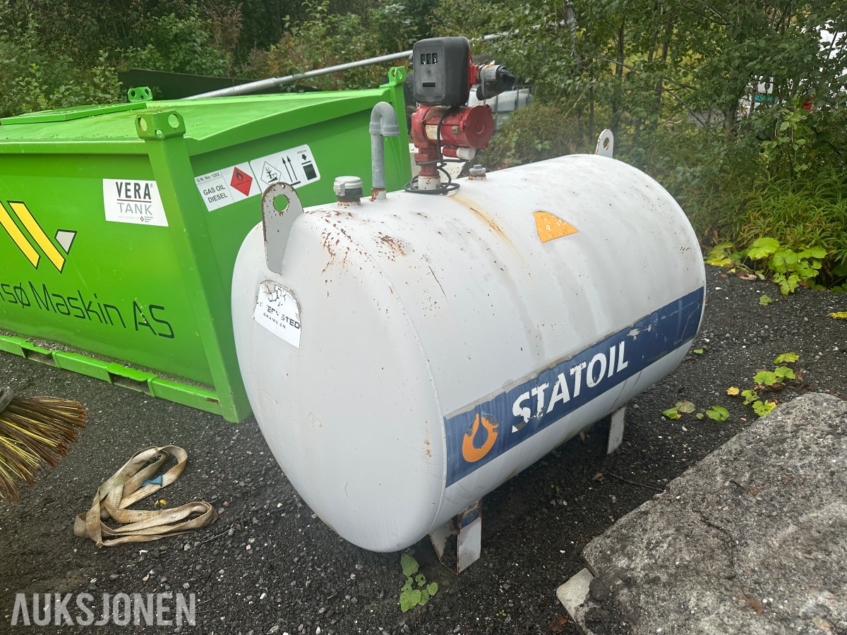 Dieseltank med pumpe og telleverk