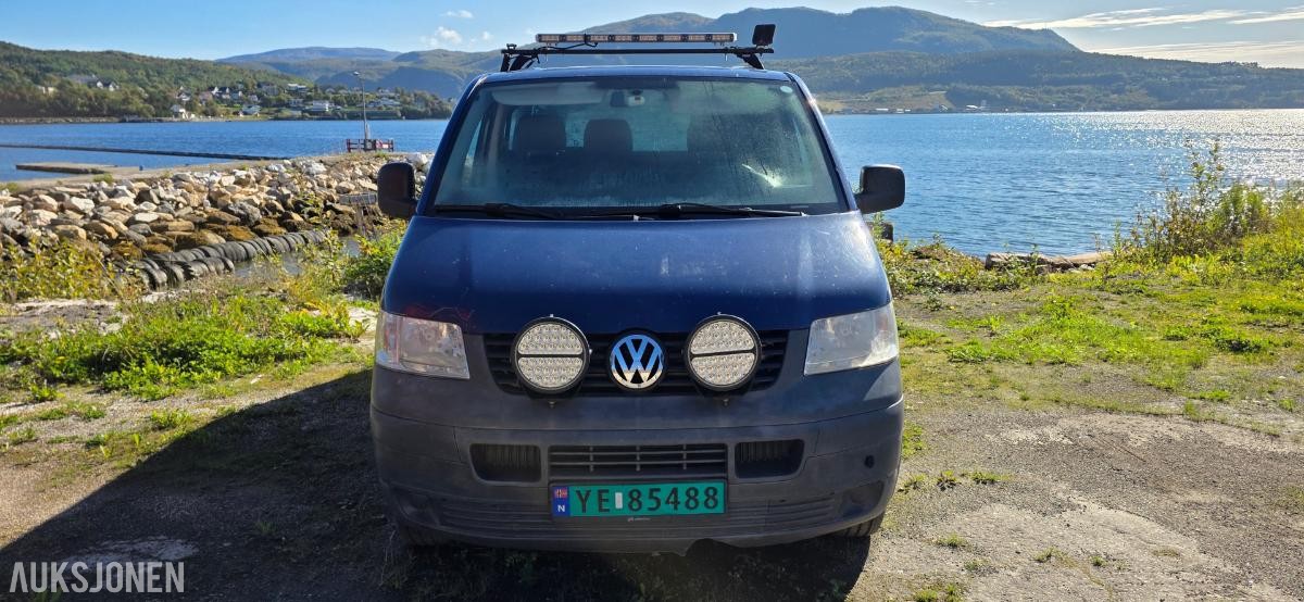 2009 Volkswagen Transporter, TRANSPORTER 2.5-131 D 4MOTION, 221121km