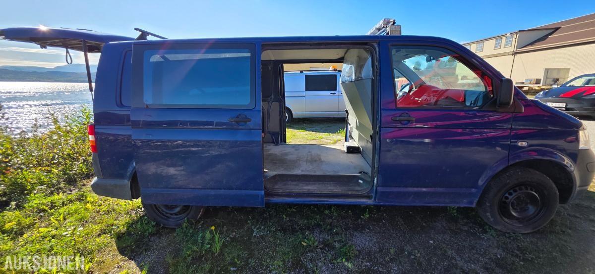 2009 Volkswagen Transporter, TRANSPORTER 2.5-131 D 4MOTION, 221121km