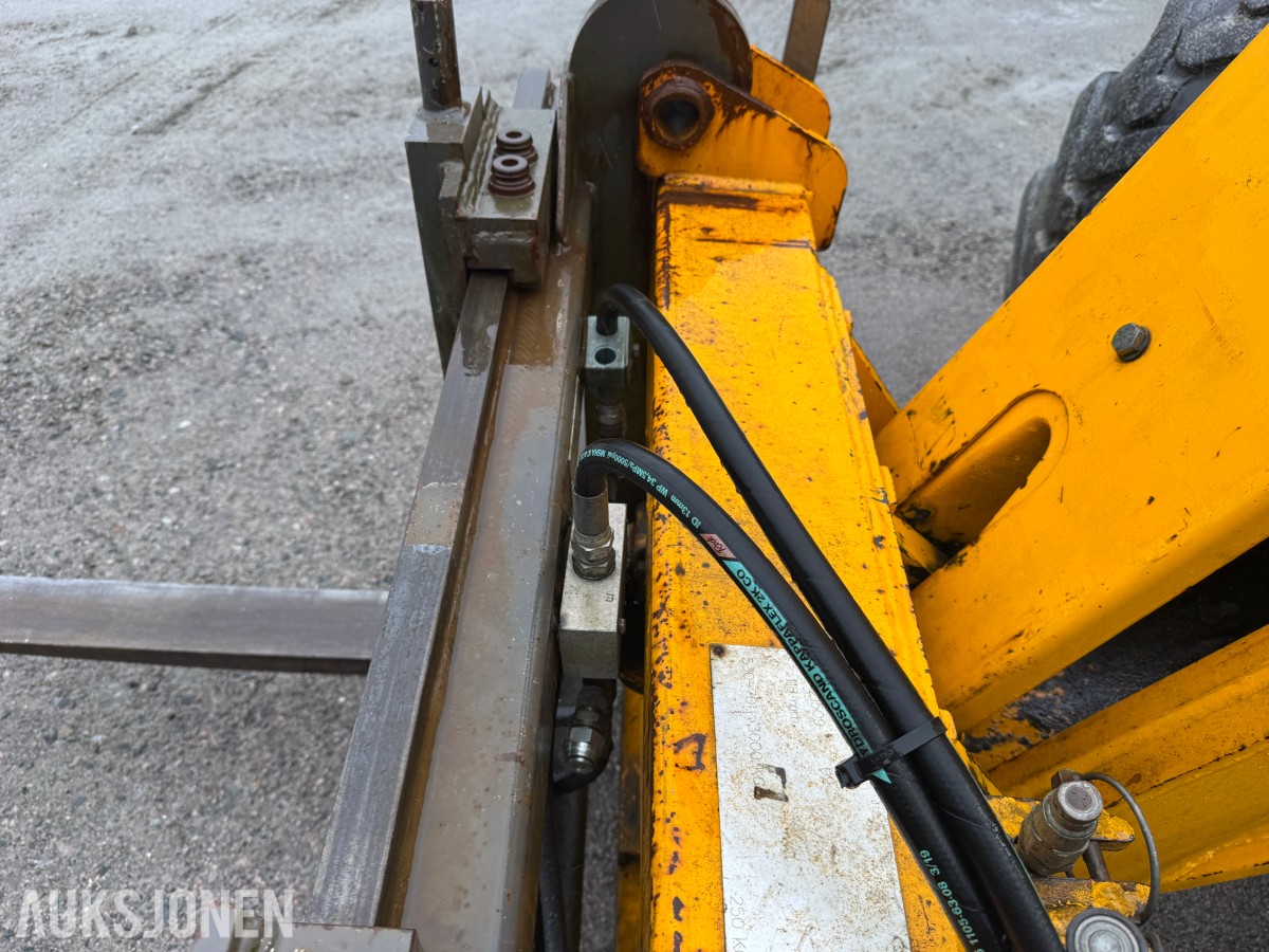 2002 JCB 530-70 Super teleskoptruck, pallegafler, 2 skuffer