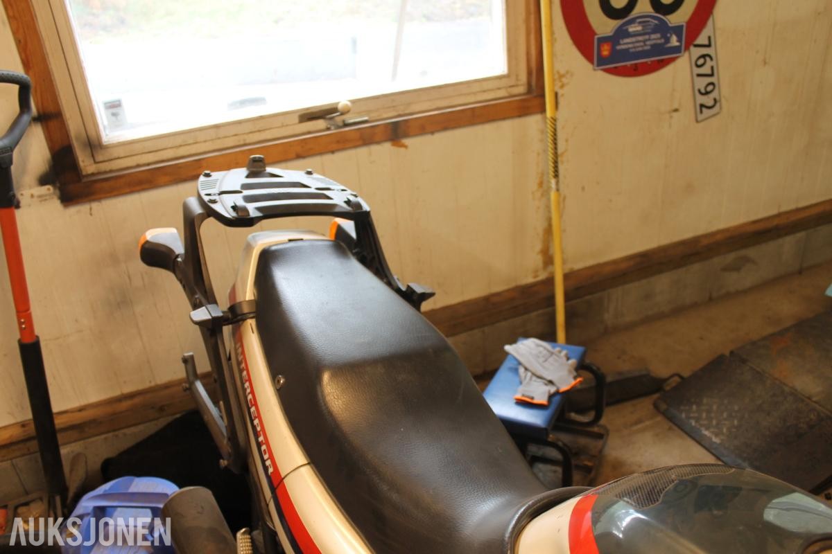 1988 Honda VFR 750 F Reparasjonsobjekt