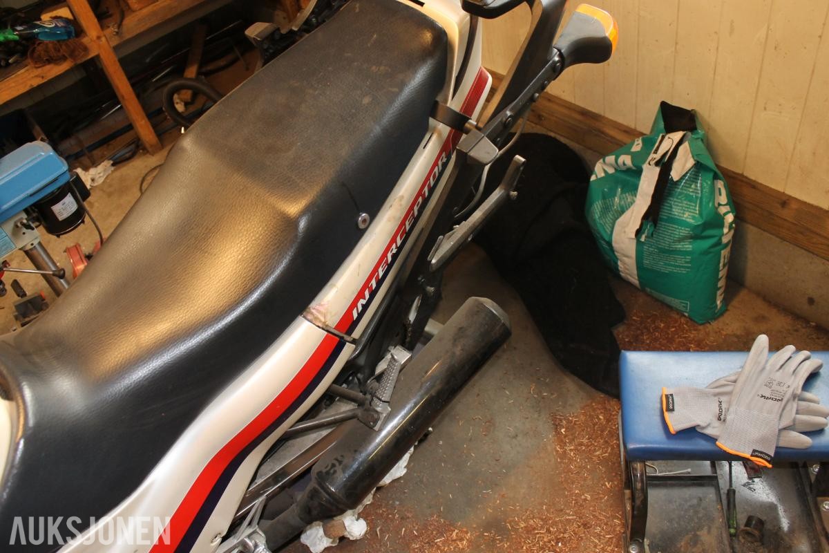 1988 Honda VFR 750 F Reparasjonsobjekt